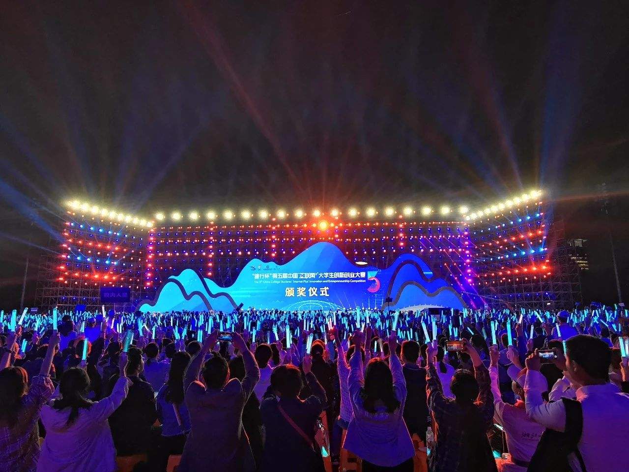 J9����|����վ����