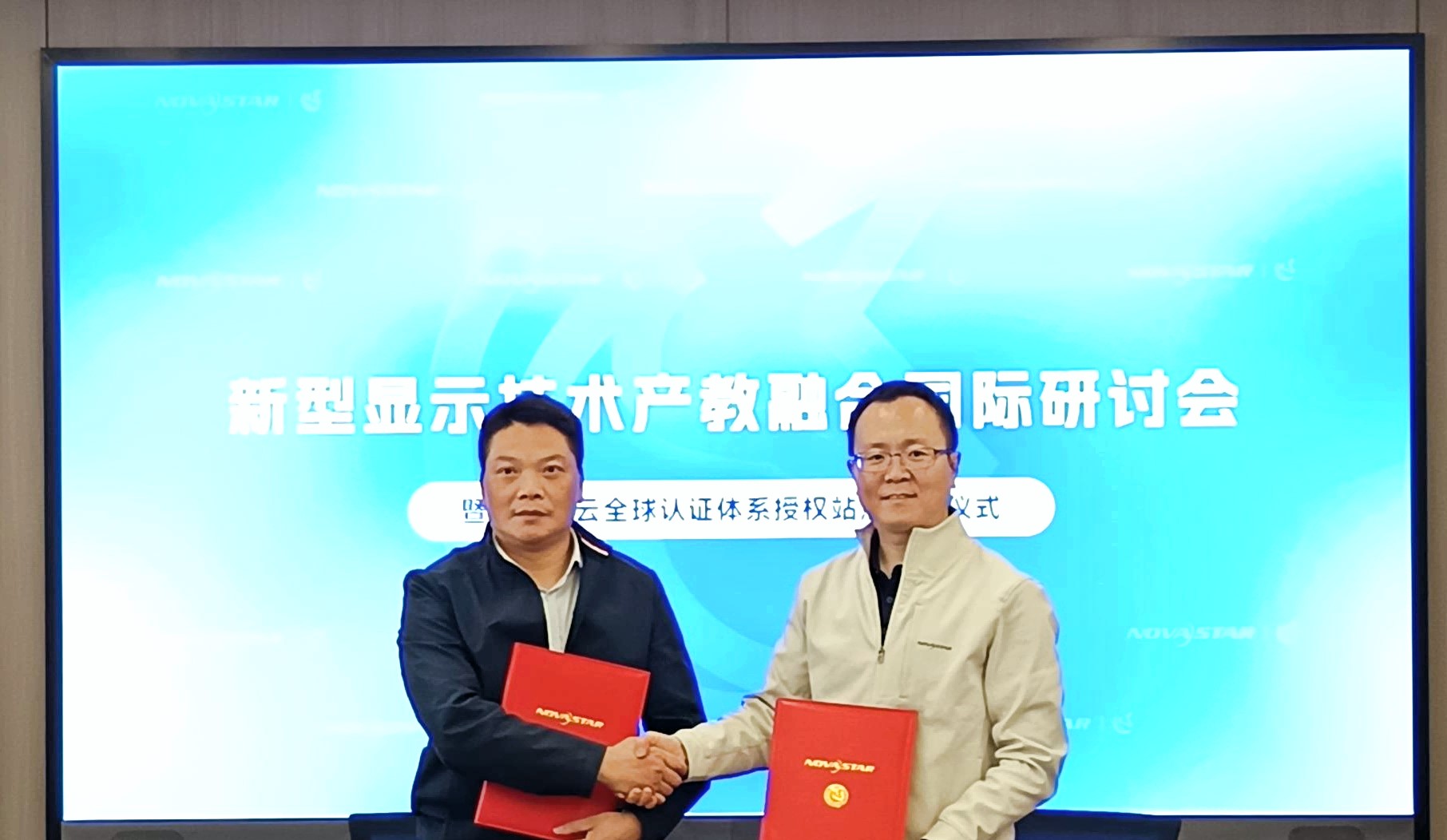 J9����|����վ����